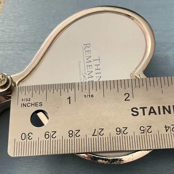 THINGS REMEMBERED Heart Compact - Picture 5 of 6